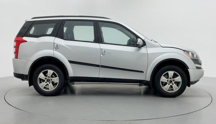 2014 Mahindra XUV500 W8 FWD, Diesel, Manual, 83,931 km, Right Side View