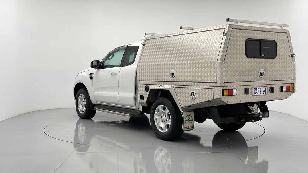 Left Back Diagonal (45- Degree) View