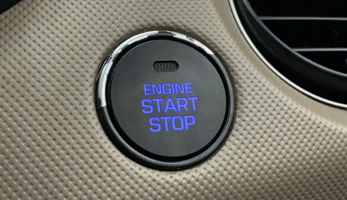 2018 Hyundai Grand i10 ASTA 1.2 KAPPA VTVT, Petrol, Manual, 40,888 km, Keyless Start/ Stop Button