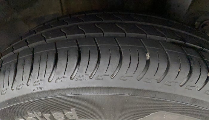 2018 Hyundai Grand i10 ASTA 1.2 KAPPA VTVT, Petrol, Manual, 40,888 km, Left Rear Tyre Tread