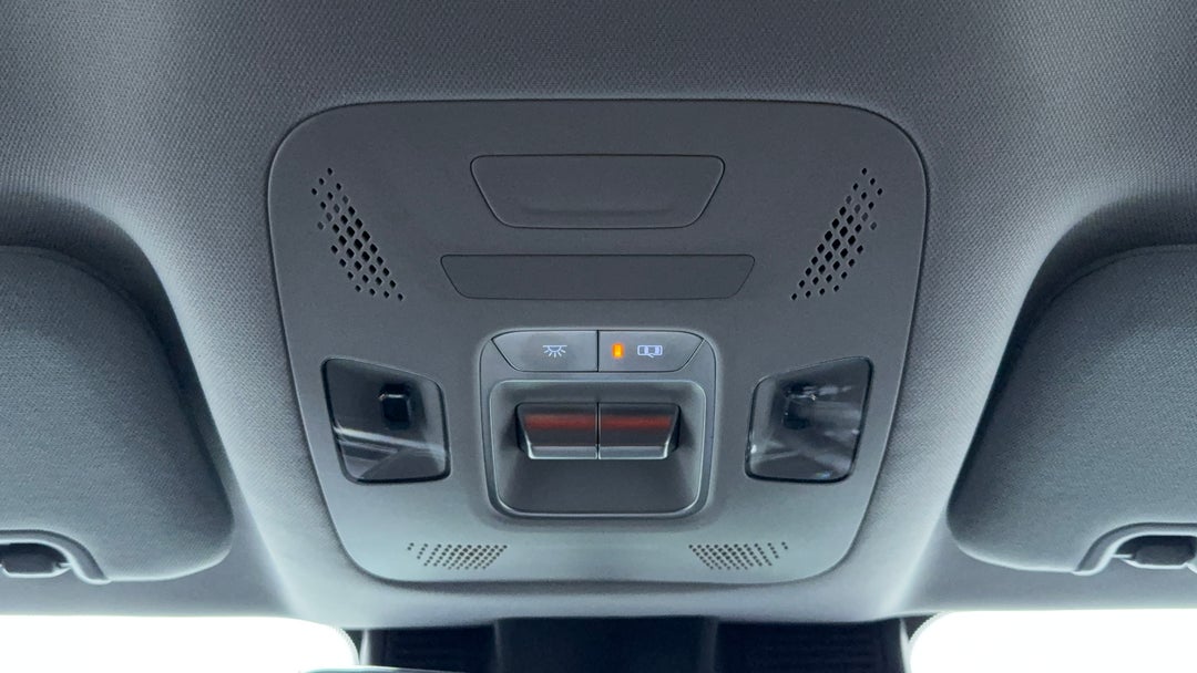 On-Roof Controls/Sunglass holder