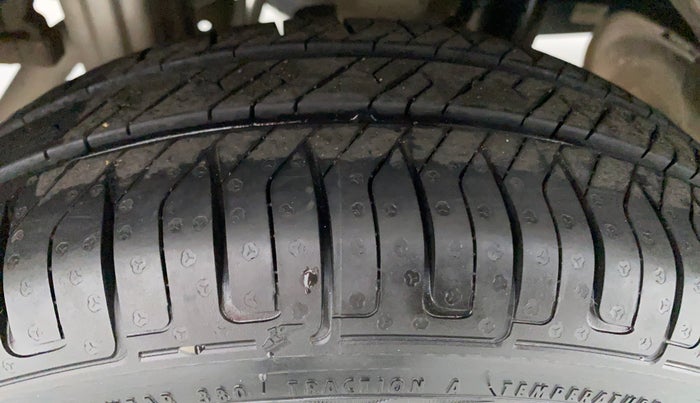 2015 Maruti Alto K10 VXI P, Petrol, Manual, 19,481 km, Right Rear Tyre Tread