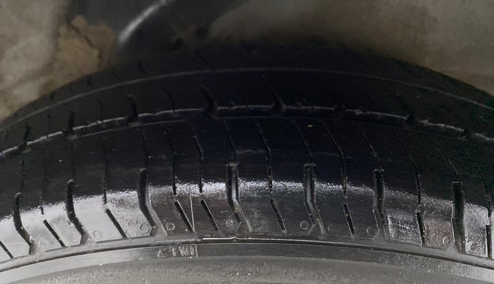 2015 Hyundai i10 MAGNA 1.1 IRDE2, Petrol, Manual, 78,241 km, Left Rear Tyre Tread