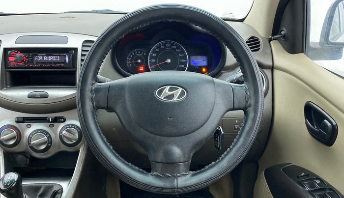2015 Hyundai i10 MAGNA 1.1 IRDE2, Petrol, Manual, 78,241 km, Steering Wheel Close Up