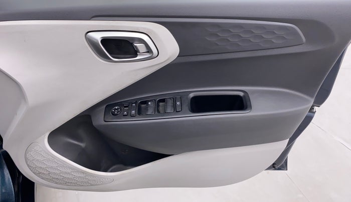 2022 Hyundai GRAND I10 NIOS SPORTZ 1.2 KAPPA VTVT CNG, CNG, Manual, 17,428 km, Driver Side Door Panels Control
