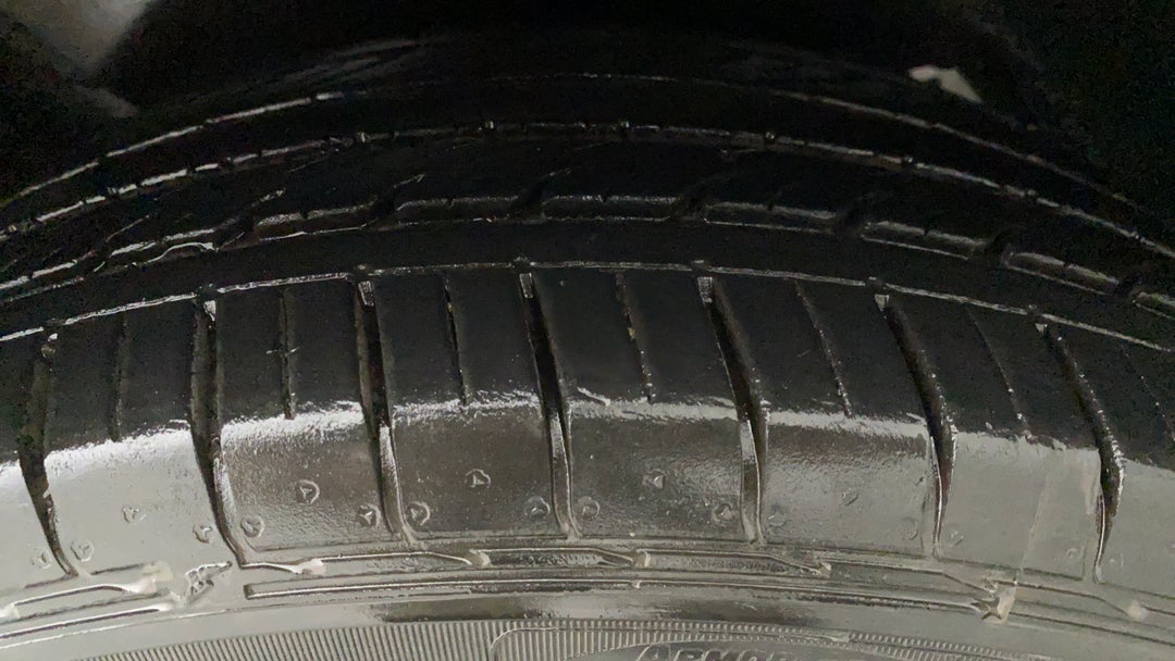 Left Rear Tyre Tread