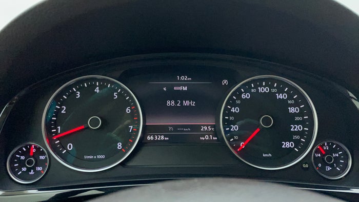 Volkswagen Touareg-Odometer View