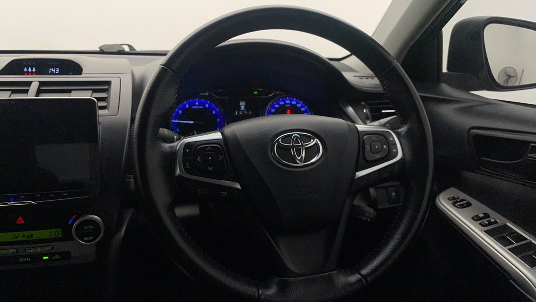 2017 Toyota Camry Rz S.e., Automatic, 41095 km, Steering Wheel Close-up