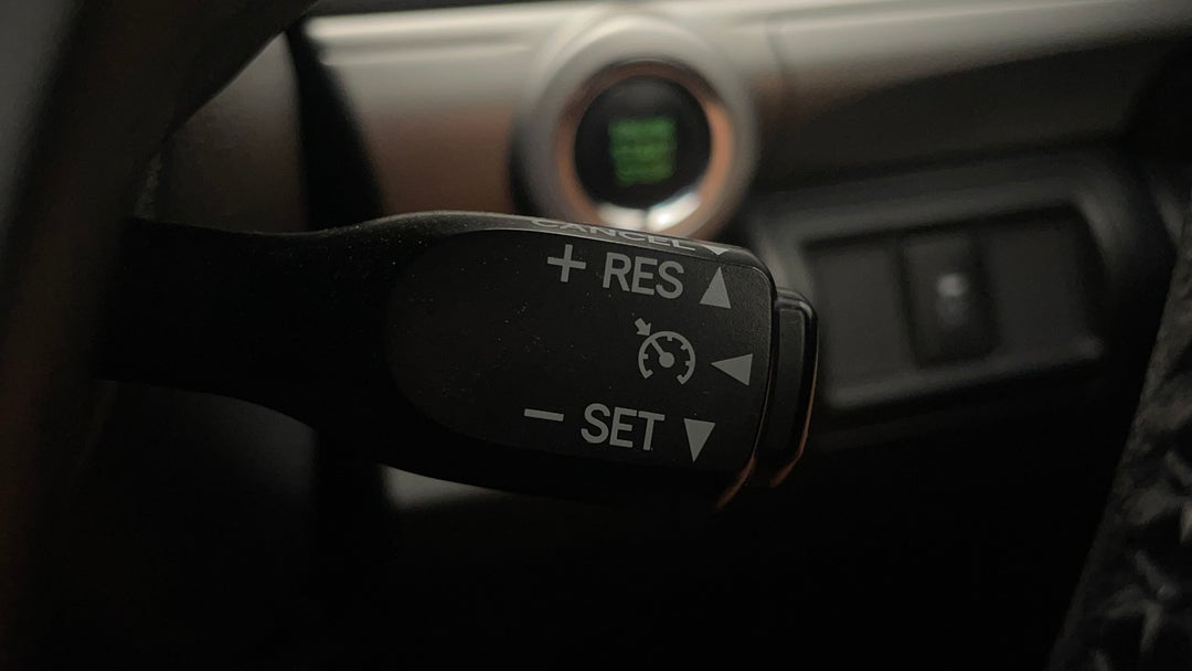 2017 Toyota Camry Rz S.e., Automatic, 41095 km, Cruise Control