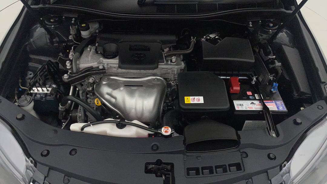 2017 Toyota Camry Rz S.e., Automatic, 41095 km, Open Bonnet (Engine)