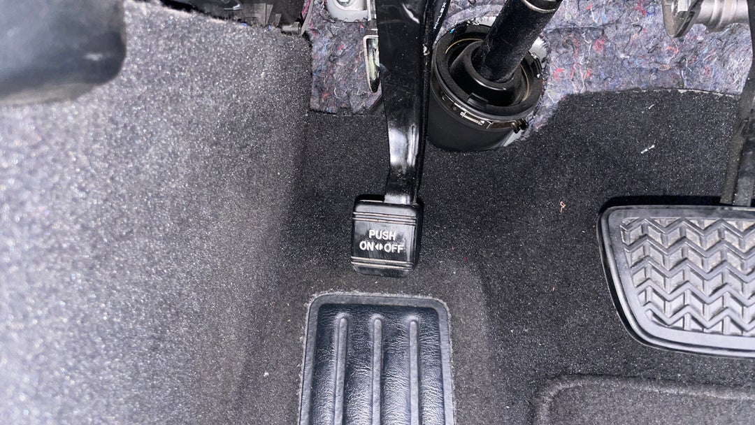 2017 Toyota Camry Rz S.e., Automatic, 41095 km, Handbrake