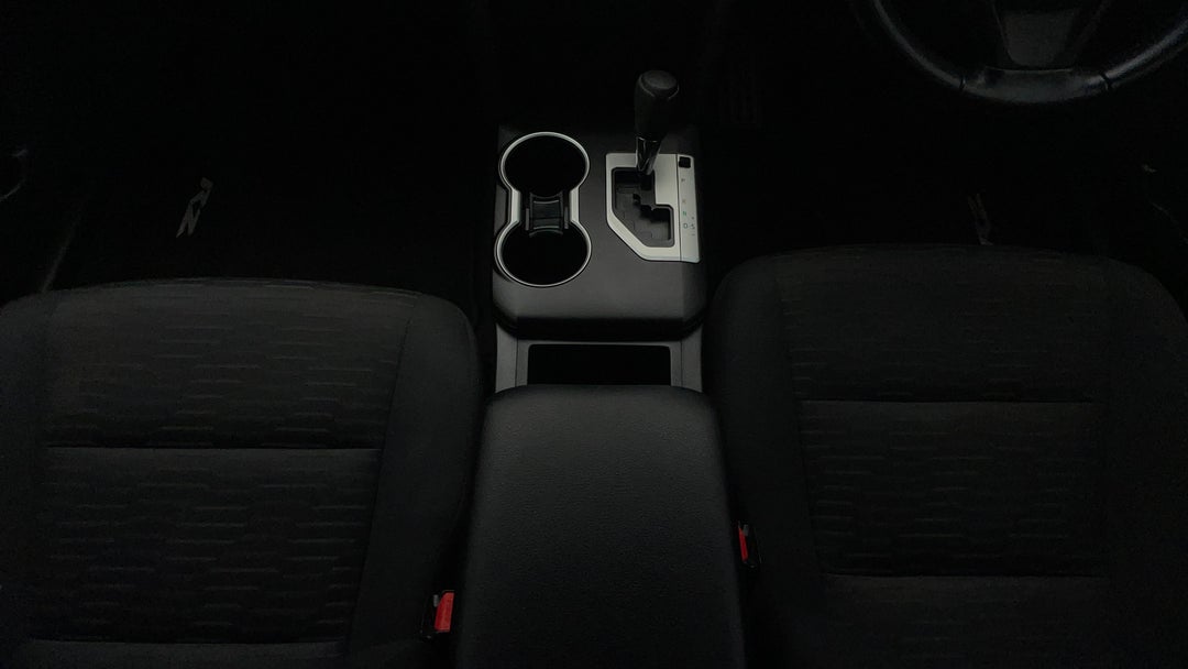 2017 Toyota Camry Rz S.e., Automatic, 41095 km, Center Console