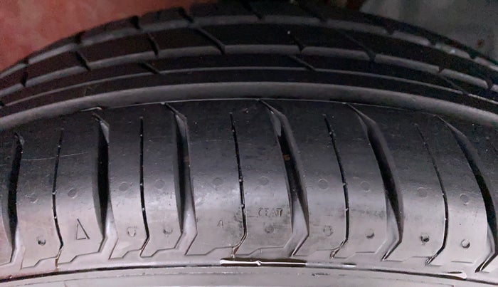 2017 Maruti IGNIS DELTA 1.2 K12, Petrol, Manual, 86,552 km, Right Front Tyre Tread