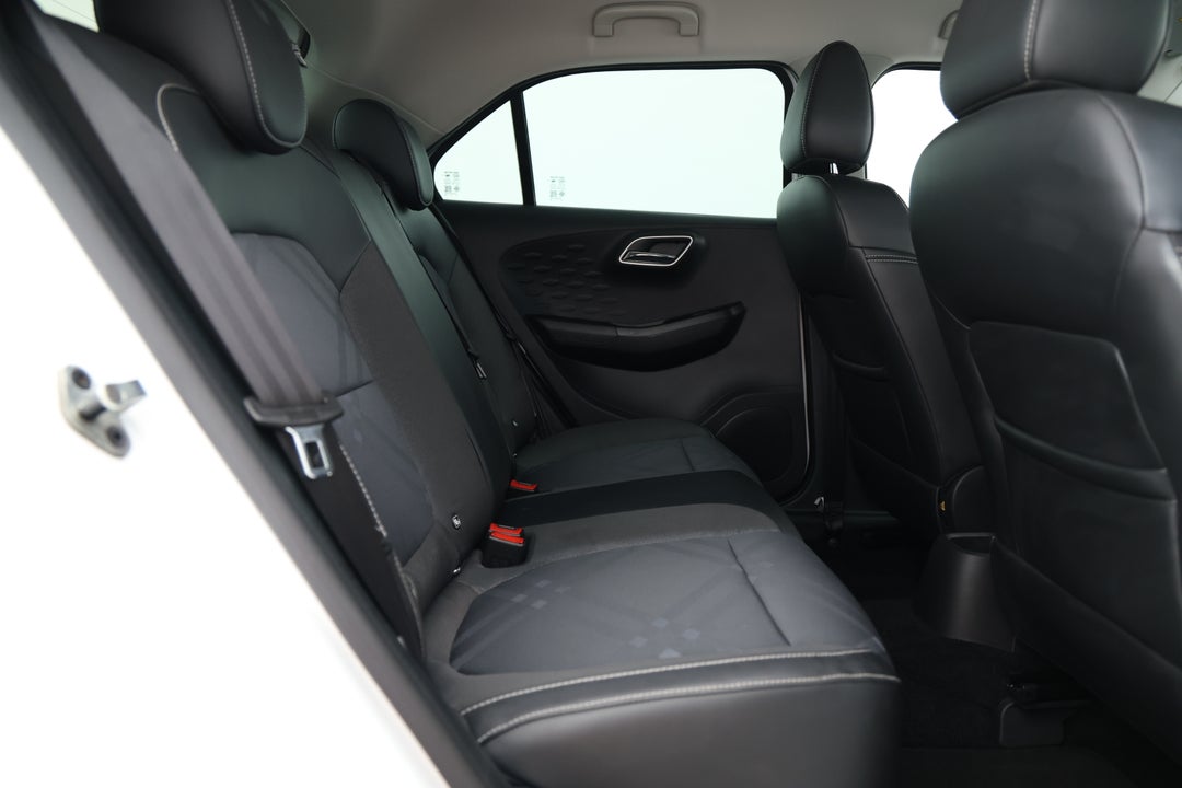 2022 MG Mg3 Auto Excite (with Navigation), Automatic, 80792 km, Right Side Rear Door Cabin View