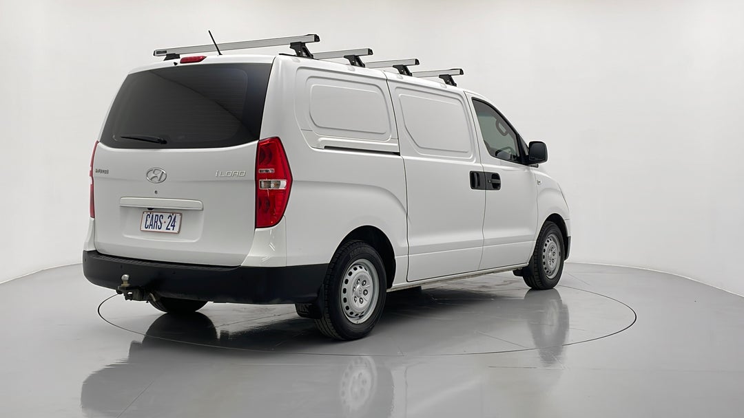 Right Back Diagonal (45- Degree) View