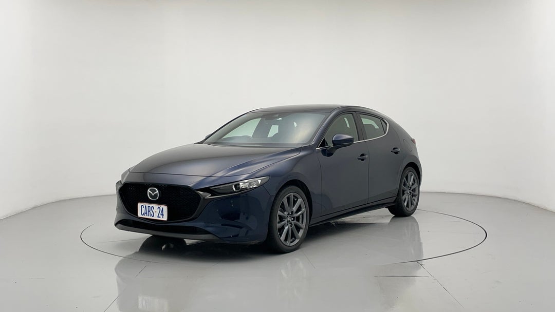 2019 Mazda 3 G25 Gt, Automatic, 22272 km, Left Front Diagonal (45- Degree) View