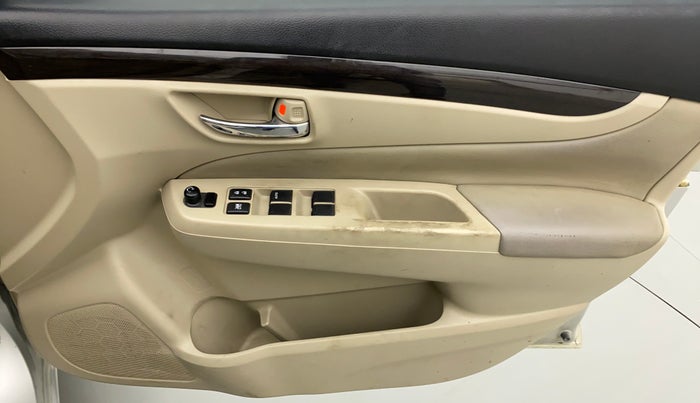 2016 Maruti Ciaz ZXI AMT, Petrol, Automatic, 96,614 km, Driver Side Door Panels Control