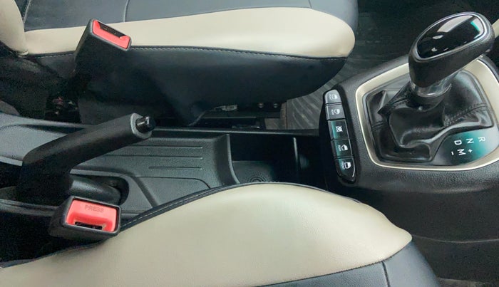 2019 Hyundai NEW SANTRO 1.1 SPORTS AMT, Petrol, Automatic, 24,806 km, Gear Lever