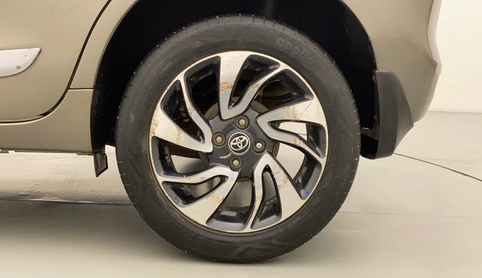 2020 Toyota Glanza V, Petrol, Manual, 20,775 km, Left Rear Wheel
