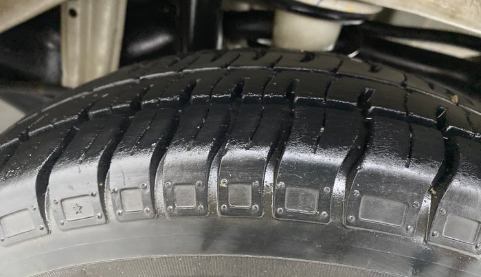 2018 Maruti Alto 800 LXI, Petrol, Manual, 17,870 km, Left Rear Tyre Tread
