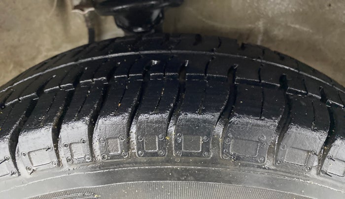 2018 Maruti Alto 800 LXI, Petrol, Manual, 17,870 km, Right Front Tyre Tread