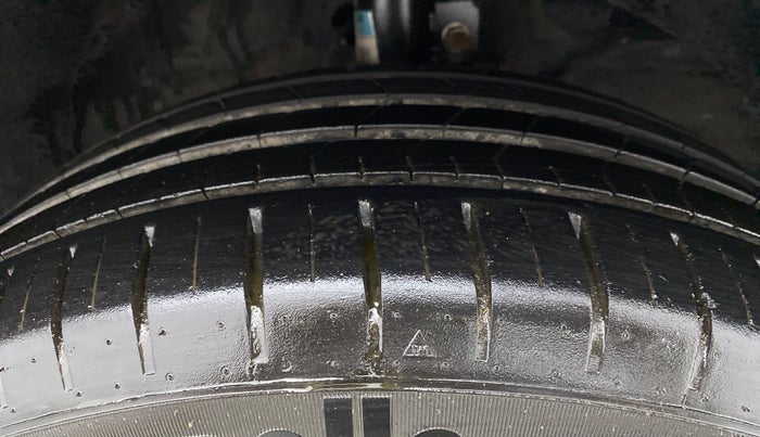 2022 Maruti Baleno ZETA PETROL 1.2, Petrol, Manual, 17,215 km, Right Front Tyre Tread