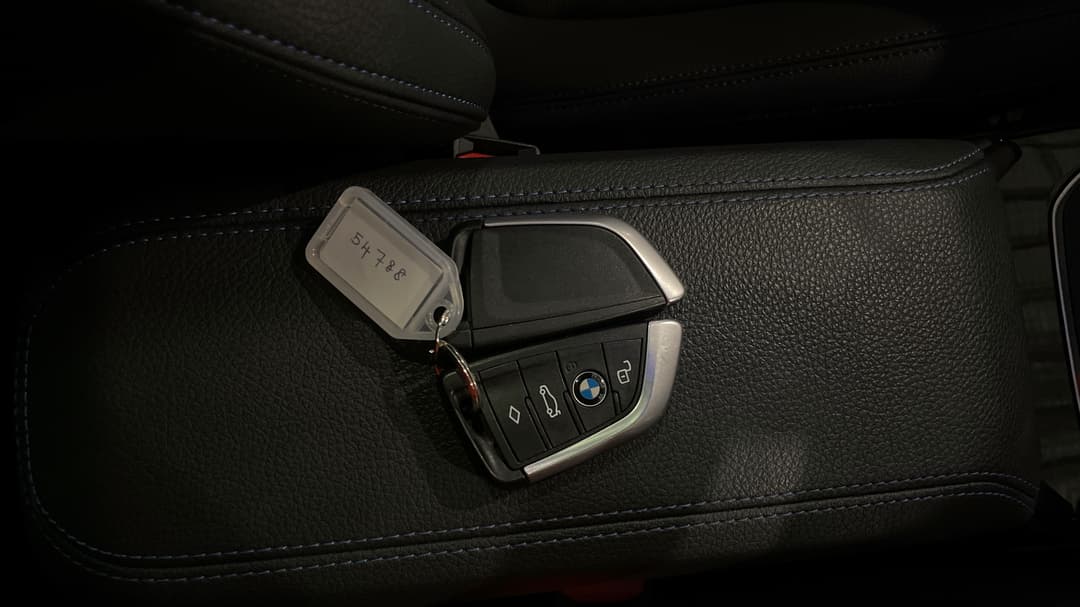 2020 BMW 1 18i M Sport, Automatic, 28858 km, Key Close-up