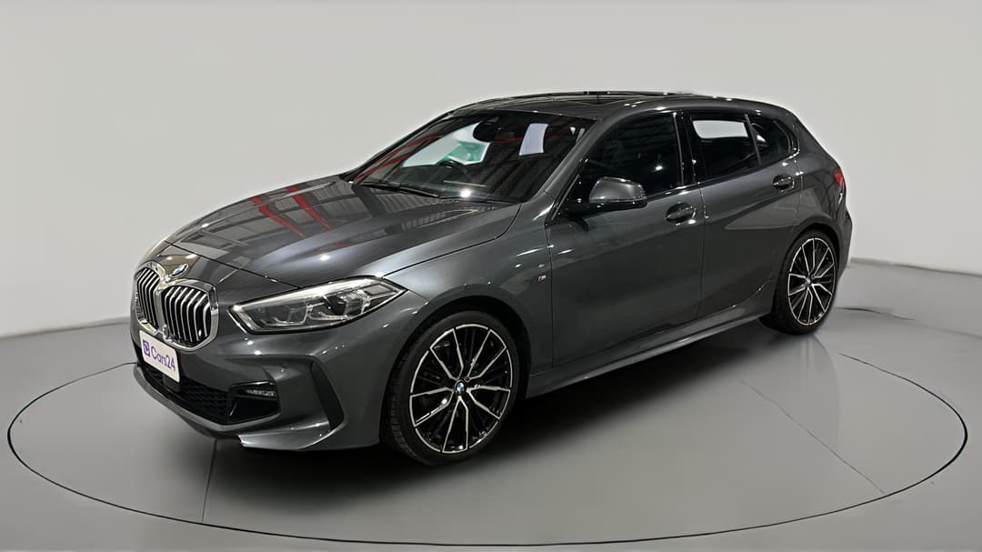 2020 BMW 1 18i M Sport, Automatic, 28858 km, Left Front Diagonal (45- Degree) View