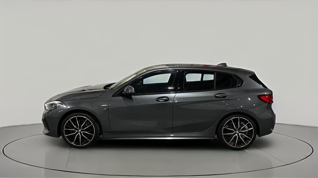 2020 BMW 1 18i M Sport, Automatic, 28858 km, Left Side View