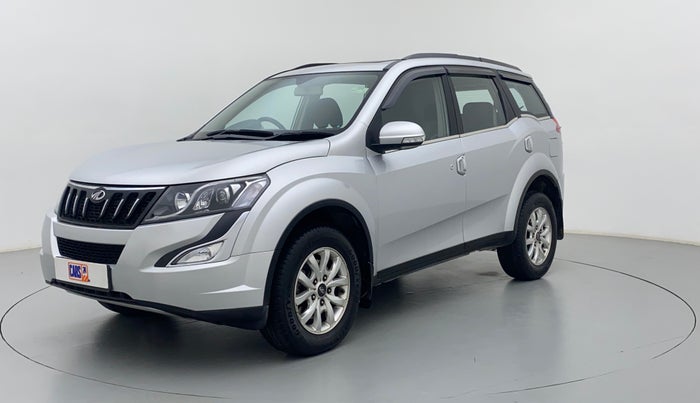 2018 Mahindra XUV500 W9, Diesel, Manual, 46,467 km, Left Front Diagonal