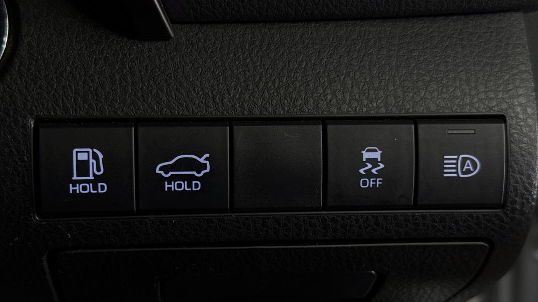 2023 Toyota Camry Ascent Hybrid, Automatic, 22344 km, Utility Switches/Buttons