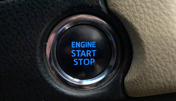 2014 Toyota Corolla Altis VL AT, Petrol, Automatic, 60,686 km, push start button