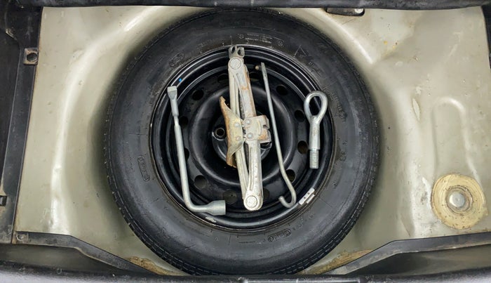 2013 Maruti Swift VXI D, Petrol, Manual, 59,564 km, Spare Tyre