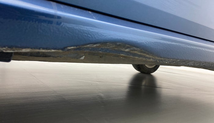 2017 Volkswagen Ameo HIGHLINE 1.5, Diesel, Manual, 29,050 km, Left running board - Slightly dented