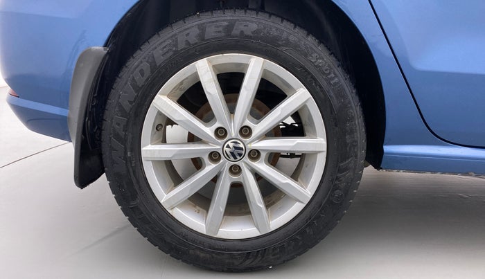 2017 Volkswagen Ameo HIGHLINE 1.5, Diesel, Manual, 29,050 km, Right Rear Wheel