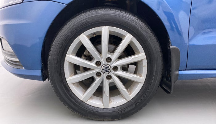 2017 Volkswagen Ameo HIGHLINE 1.5, Diesel, Manual, 29,050 km, Left Front Wheel