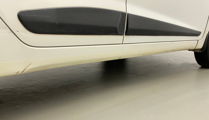 2015 Hyundai Grand i10 MAGNA 1.2 KAPPA VTVT, Petrol, Manual, 51,615 km, Right running board - Minor scratches