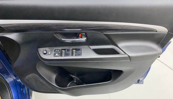 2019 Maruti XL6 ALPHA AT, Petrol, Automatic, 35,877 km, Driver Side Door Panels Control