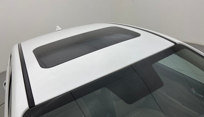 2017 Hyundai Verna 1.6 VTVT SX (O) AT, CNG, Automatic, 37,195 km, Roof