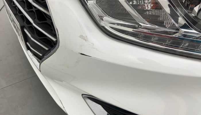 2017 Hyundai Verna 1.6 VTVT SX (O) AT, CNG, Automatic, 37,195 km, Front bumper - Minor scratches