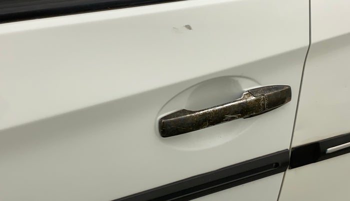 2017 Honda Brio S MT, Petrol, Manual, 62,089 km, Front passenger door - Chrome on handle has slight discoularation
