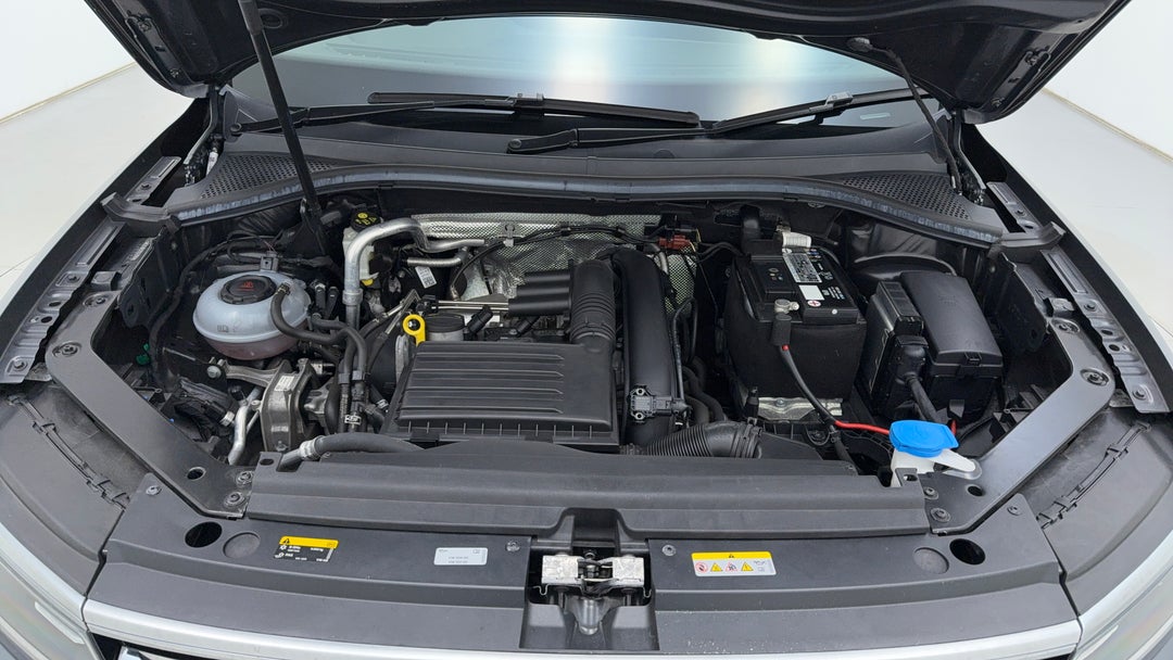Open Bonnet (Engine)