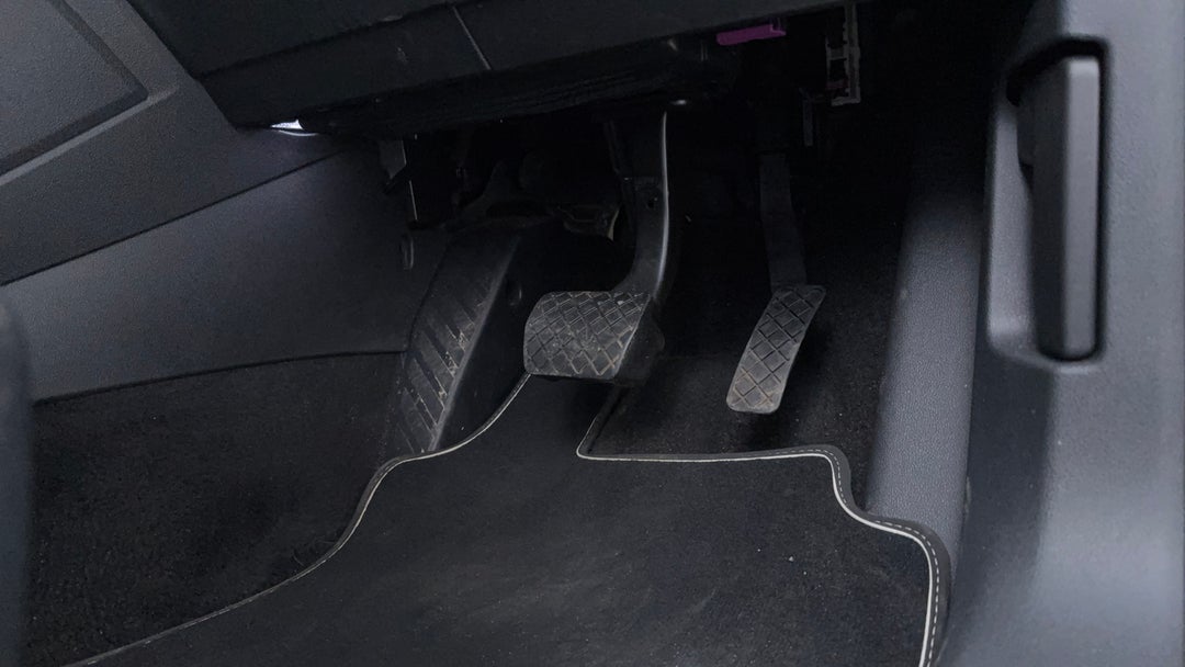 Pedals and Footmat