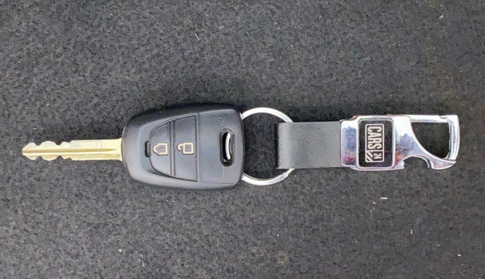 2018 Hyundai Grand i10 MAGNA 1.2 KAPPA VTVT, Petrol, Manual, 60,216 km, Key Close Up