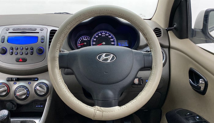 2014 Hyundai i10 SPORTZ 1.1 IRDE2, Petrol, Manual, 89,433 km, Steering Wheel Close Up