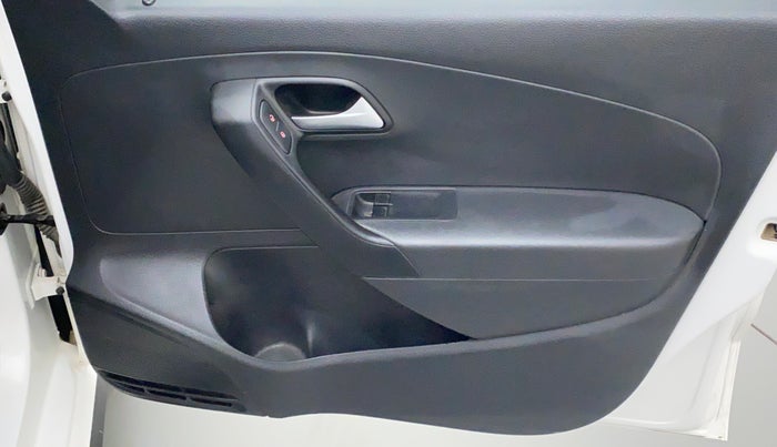 2020 Volkswagen Polo Trendline 1.0 L Petrol, Petrol, Manual, 19,215 km, Driver Side Door Panels Control