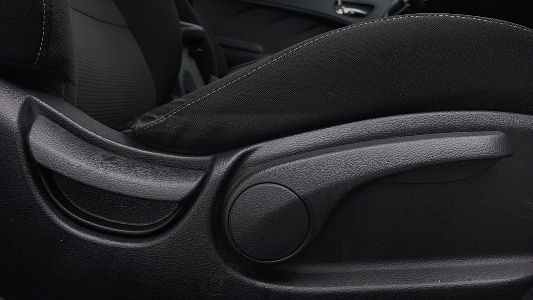 2017 Kia Cerato Sport, Automatic, 74935 km, Drivers Side Adjustment Panel