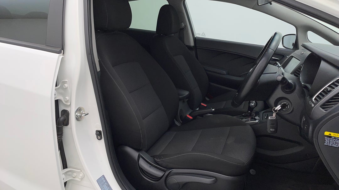 2017 Kia Cerato Sport, Automatic, 74935 km, Right Side Front Door Cabin View