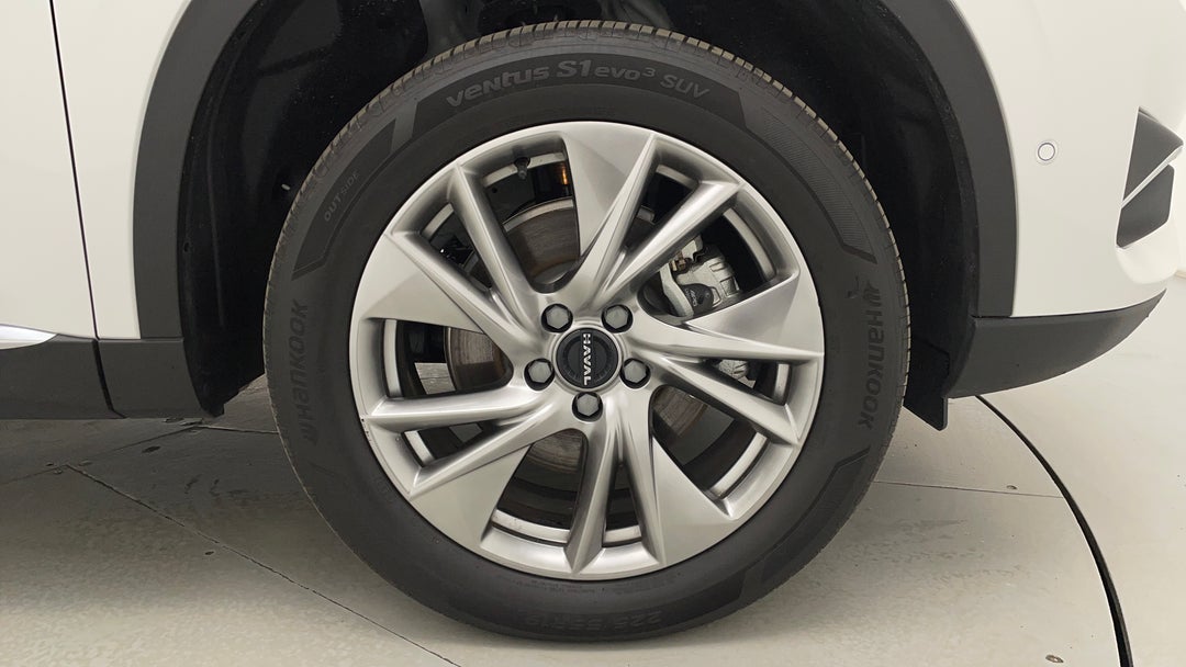 2023 GWM Haval H6 Ultra Hybrid, Automatic, 17559 km, Right Front Wheel