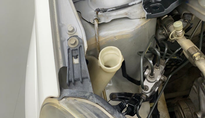 2015 Honda Brio S MT, Petrol, Manual, 47,421 km, Front windshield - Wiper bottle cap missing